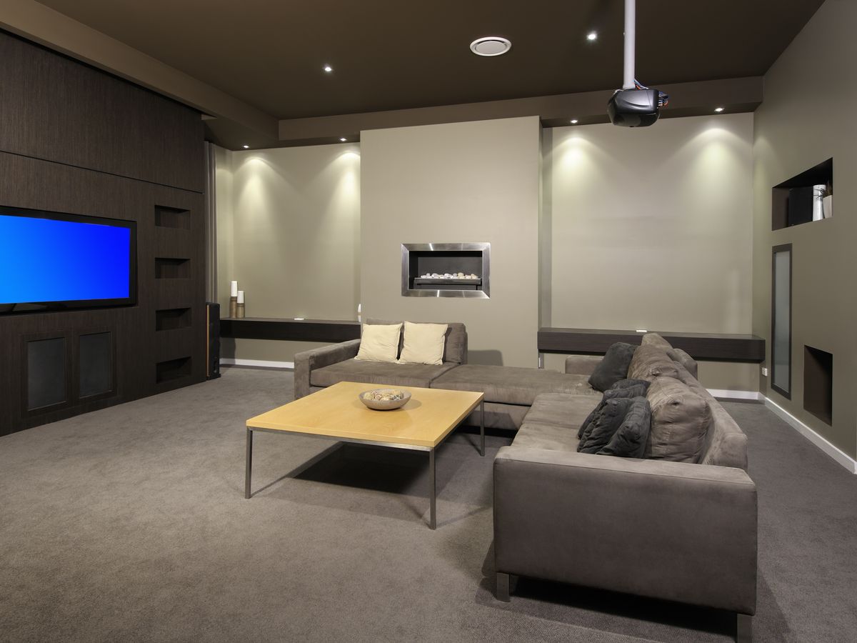 Projeksiyon duvarı için ne tür boya kullanılmalı?